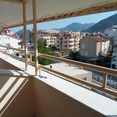 Banana Aparthotel